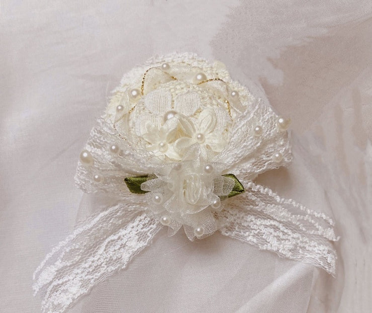 Miss Elson Lace Brooch / Choker / Waistbelt / Hairclip